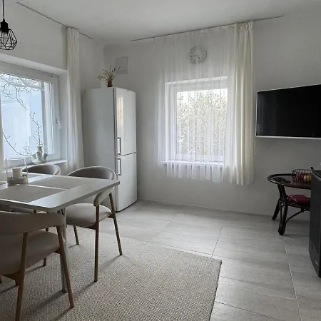 Grmani House - With Private Pool, Garden, Parking Prázdninový dům *
